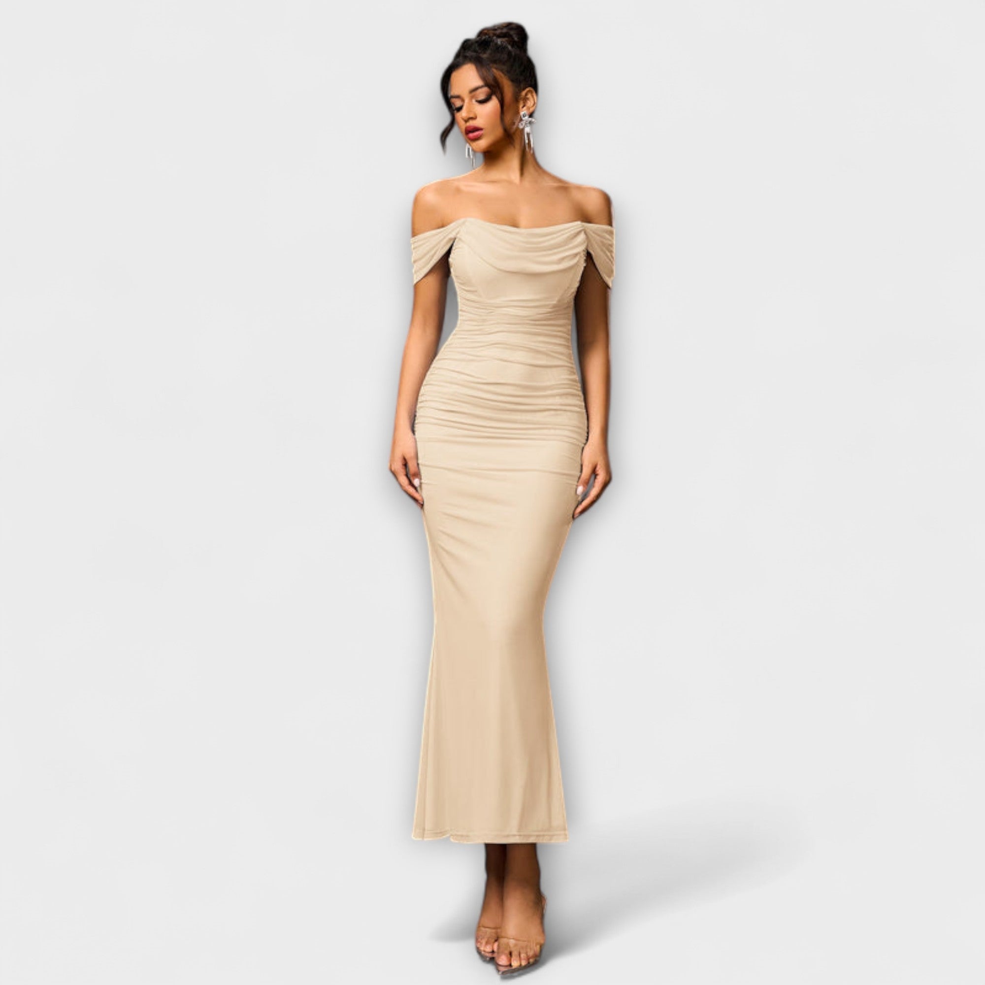 Ione - Bodycon Dress with Off-the-Shoulder Design and Ruching