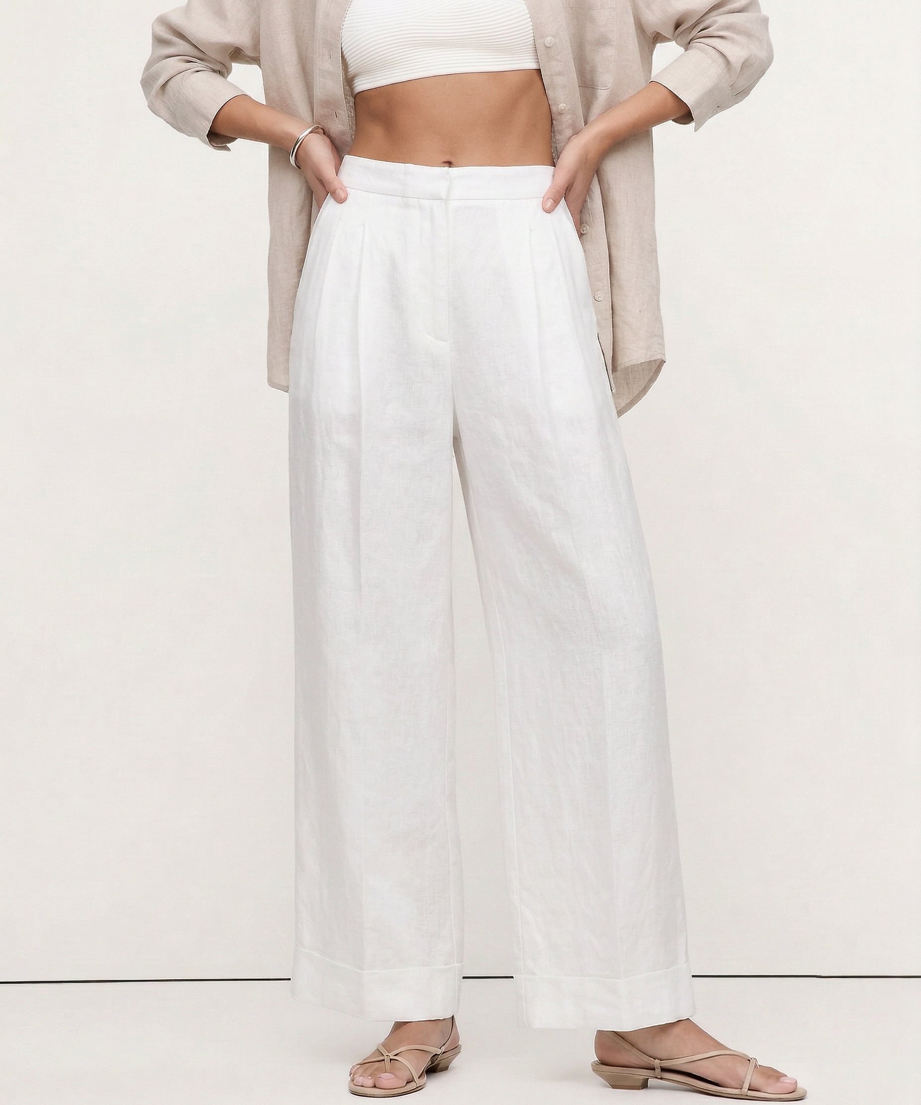 The Pleated Wide Leg Linen Pant